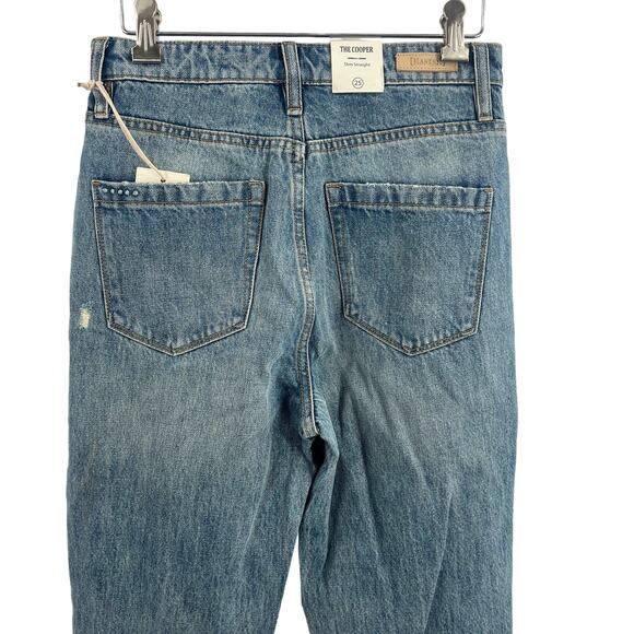 Blank NYC The Cooper Slim Straight Distressed Jean Size 25 New - Picture 6 of 8